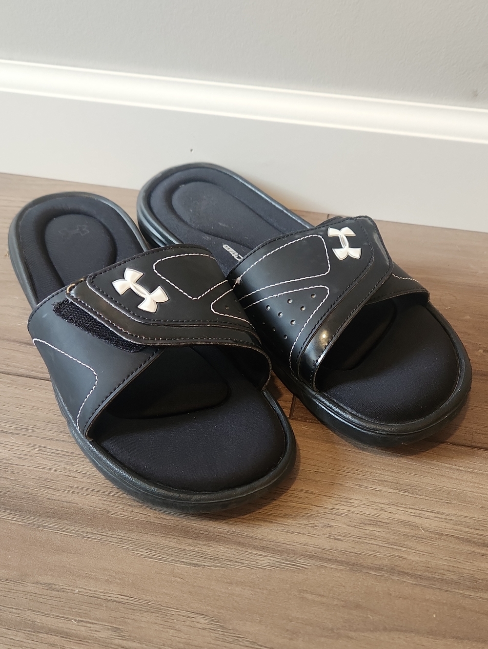 Under Armour Women's Black Adjustable Strap Slide Sandals - Size 9